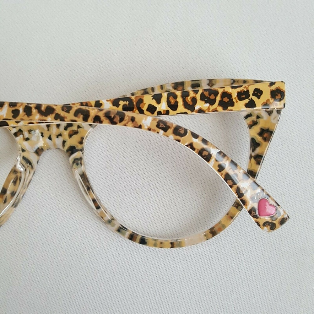 +2.00 Animal Print  Betsey Johnson Readers Glasses - Picture 5 of 5